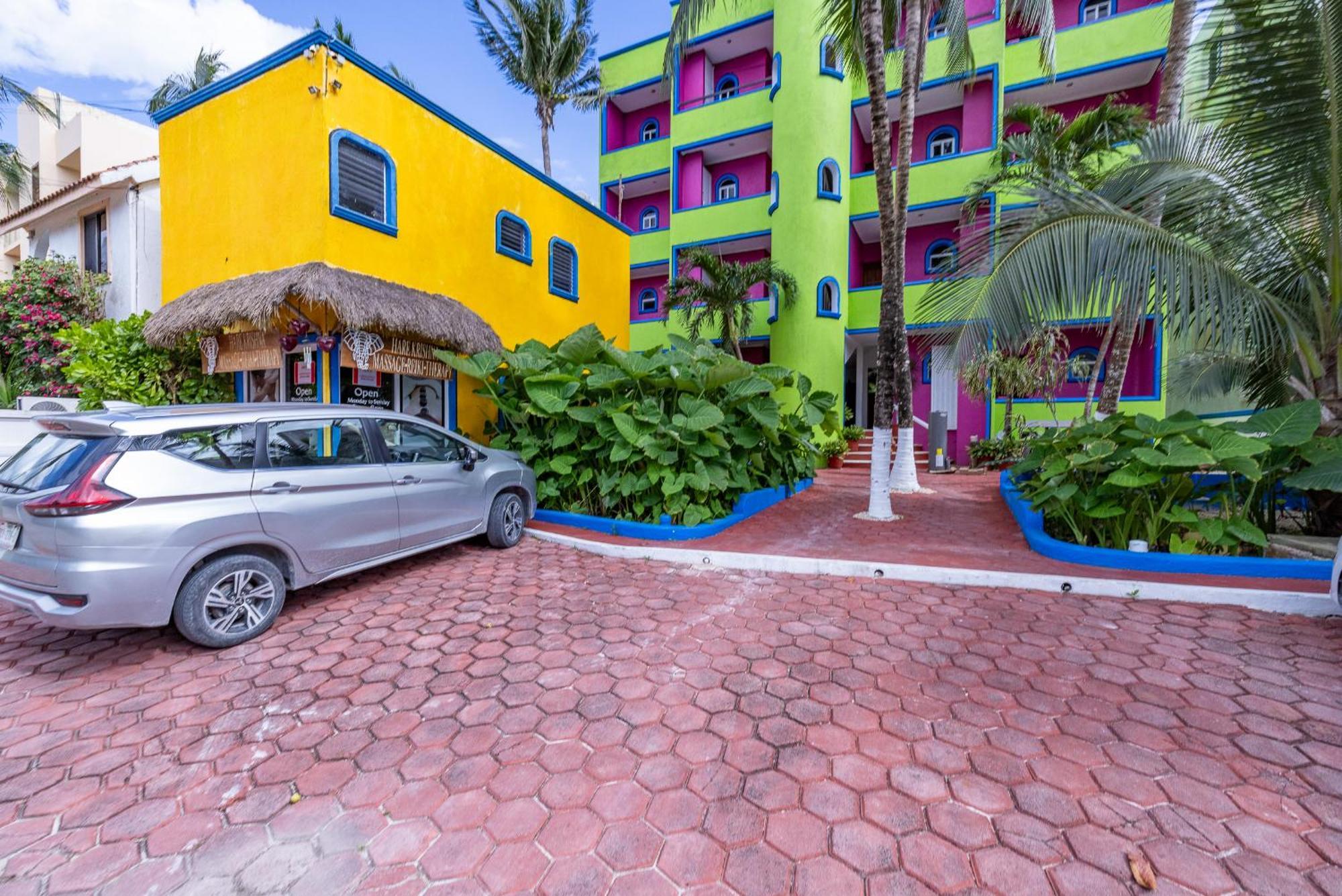 Del Sol Beachfront أكومال المظهر الخارجي الصورة