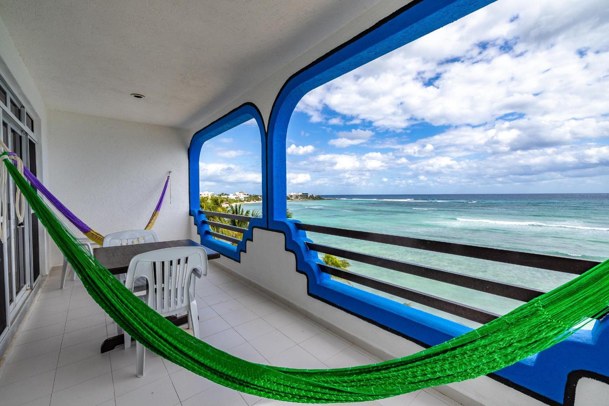 Del Sol Beachfront أكومال المظهر الخارجي الصورة