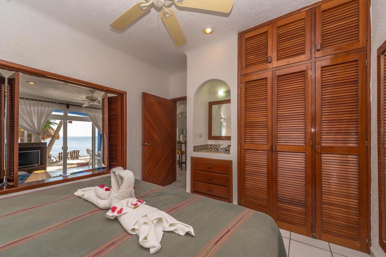 Del Sol Beachfront أكومال المظهر الخارجي الصورة